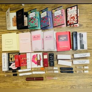 Sample Perfume for Women ( 35 items )